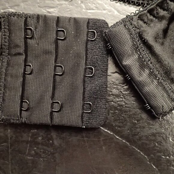 Lily of France Size 36B Black - Picture 4 of 7